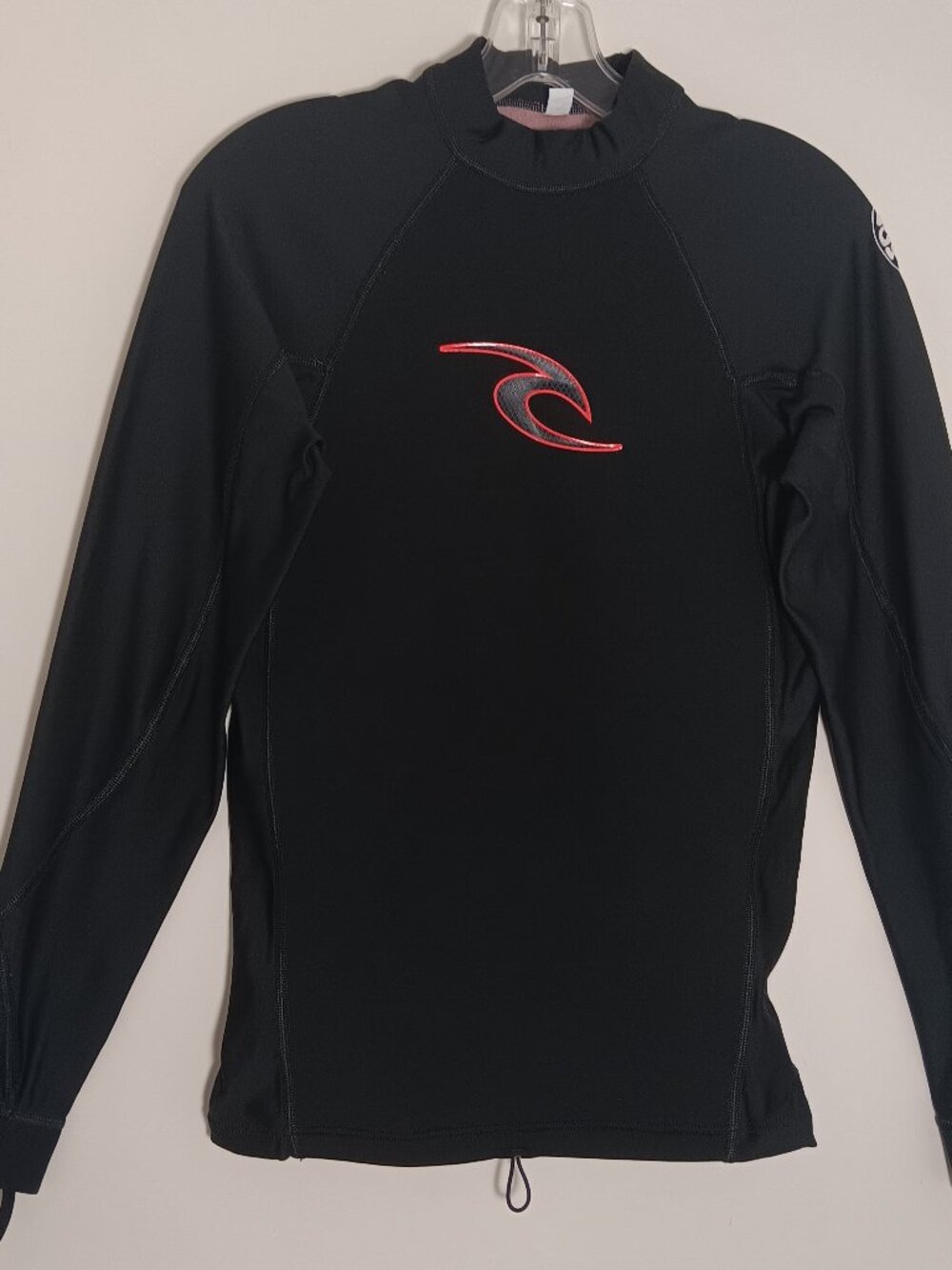 Rip curl womens medium neoprene long sleeve wetsuit surf top black red